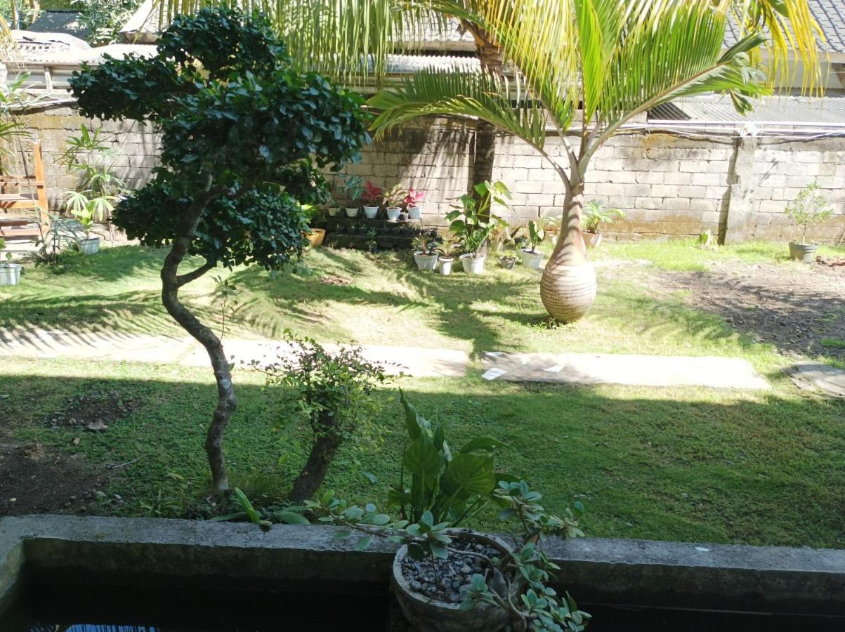 Merendeng Hostel Kuta Kuta  Zewnętrze zdjęcie